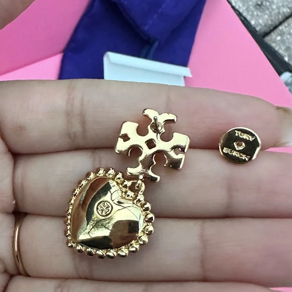 Rare💖Tory Burch Earrings Victorian bridgerton party earrings Heart Drop earrings
